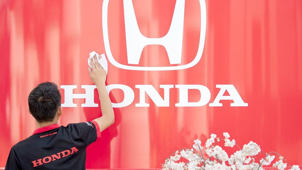 Honda kehrt Ende 2026 als Motorenlieferant für den Aston-Martin-Rennstall in die Formel 1 zurück. Foto: Sebastian Gollnow/dpa