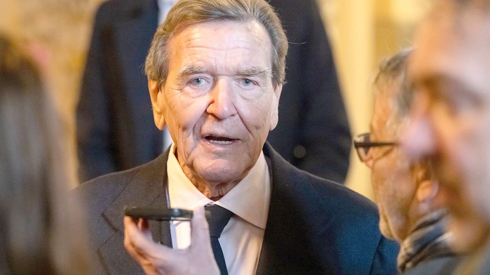 Altbundeskanzler Gerhard Schröder steht wegen seiner Treue zu Russland in der Kritik. Foto: imago images/ari