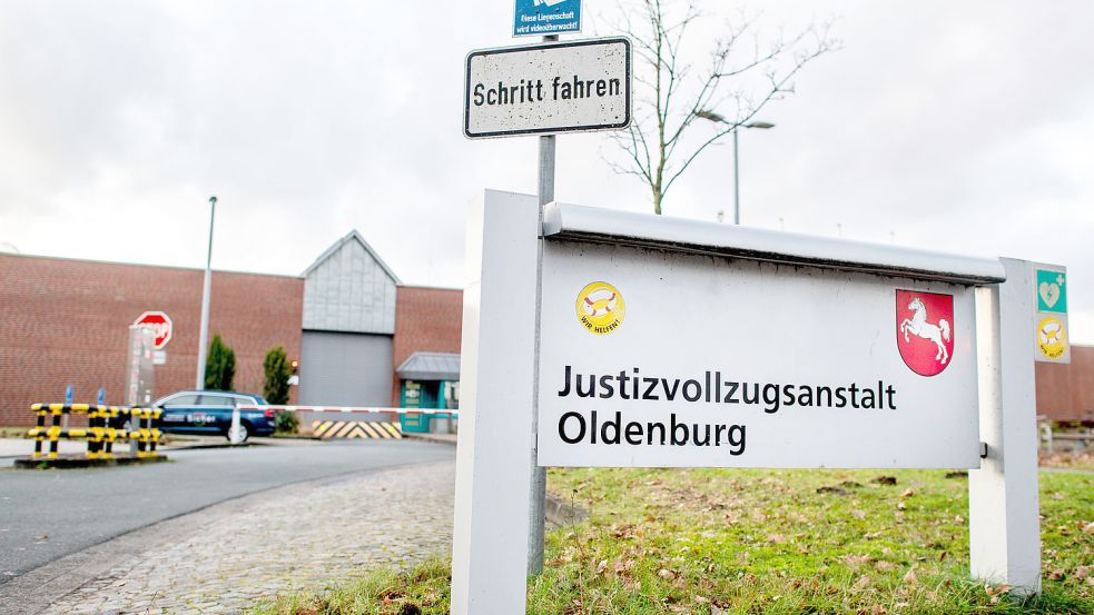 In der Justizvollzugsanstalt Oldenburg sitzt der Angeklagte seit Januar. Foto: DPA