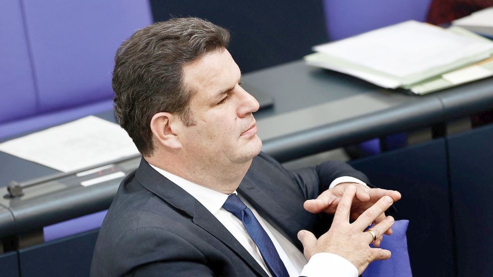Kein Interessenskonflikt: Das Arbeitsministerium verteidigt die Besetzung eines Top-Postens mit einem Freund von Minister Heil. Foto: Carsten Koall/dpa