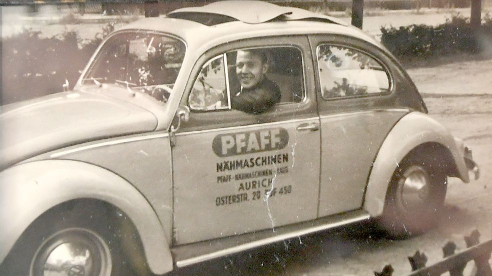 Mit dem VW Käfer ging’s auf Tour. Dann verkaufte Karl Boekhoff Nähmaschinen – und musste sie mitunter auch reparieren. Foto: privat