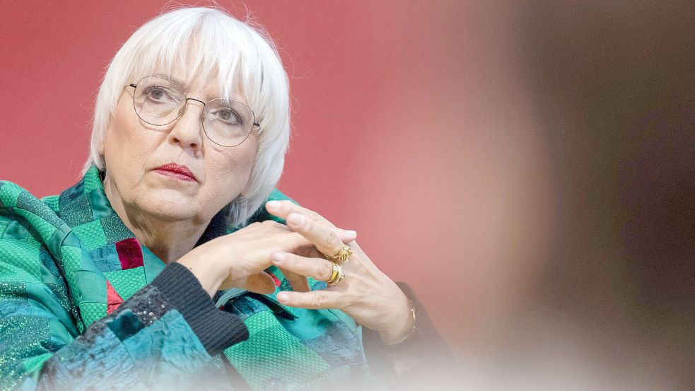 Kulturstaatsministerin Claudia Roth trat in kürzlich bei einem Musikwettbewerb auf und wurde auf der Bühne ausgebuht. Foto: dpa