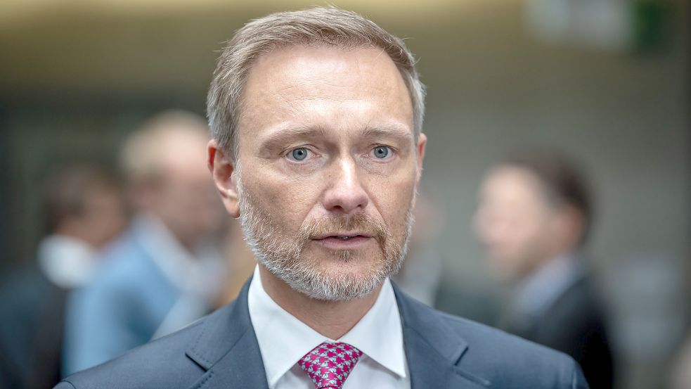 Hat die „Ampel“ zum Sparen verdonnert: Deutschlands Finanzminister Christian Lindner. Foto: dpa/Michael Kappeler