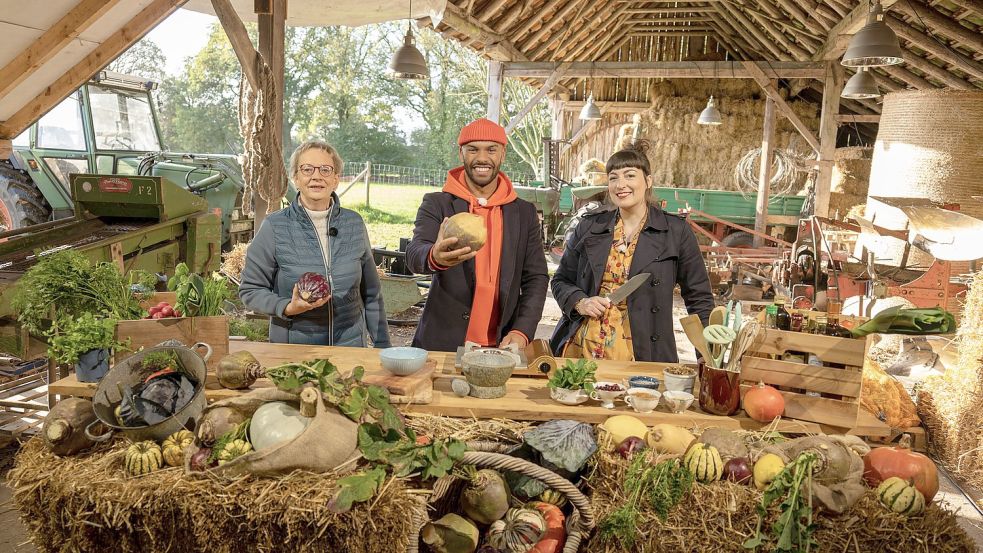 Gertrud Tjaden mit Moses und Anne. Foto: Andy Michaelis