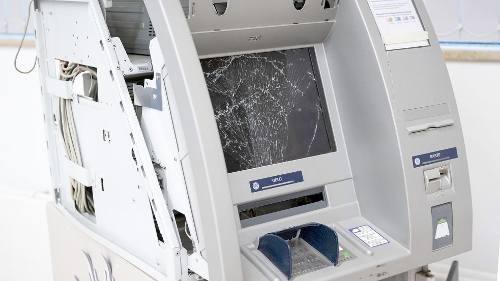 Ein gesprengter Geldautomat. Foto: DPA