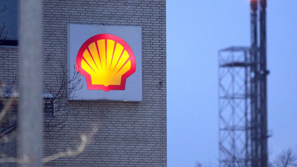 Derzeit sind 80 Prozent der erzeugten Energie von Shell noch abhängig von fossilen Energieträgern. Foto: dpa/Bodo Marks