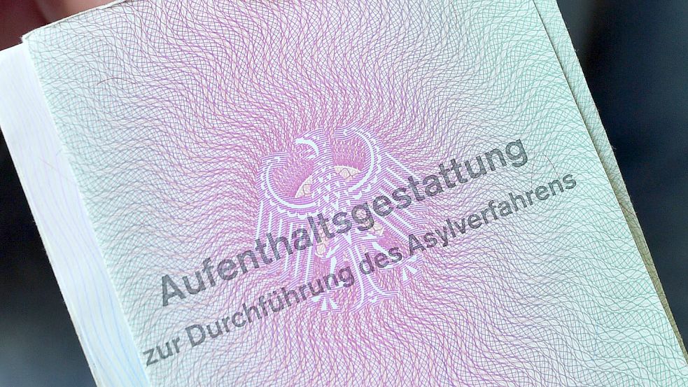 Im Landkreis Aurich gibt es viele Anträge für das Chancen-Aufenthaltsrecht. Foto: DPA