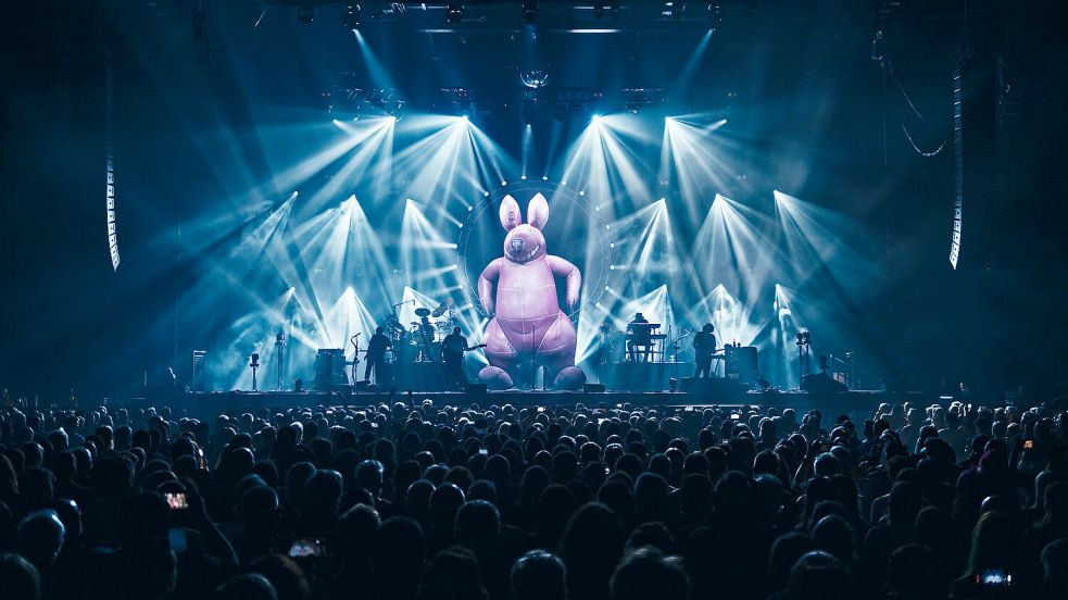 Die Tribute-Band „The Australian Pink Floyd Show“ kommt im März 2024 nach Aurich. Foto: privat