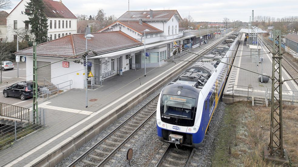 Der Bahnhof in Achim war Schauplatz eines kuriosen Vorfalls. Foto: dpa/Ingo Wagner