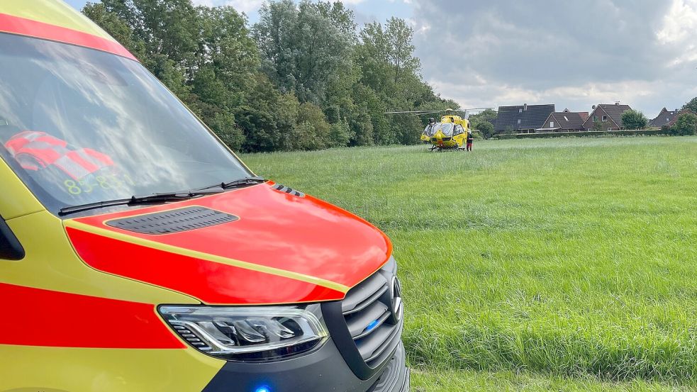 Rettungsdienst und der Rettungshubschrauber Christoph 26 waren im Einsatz. Foto: Feuerwehr Krummhörn