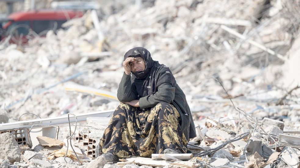 In den von Erdbeben schwer getroffenen Gebieten sehen die Menschen kaum Fortschritte des Wiederaufbaus. Foto: dpa/Boris Roessler