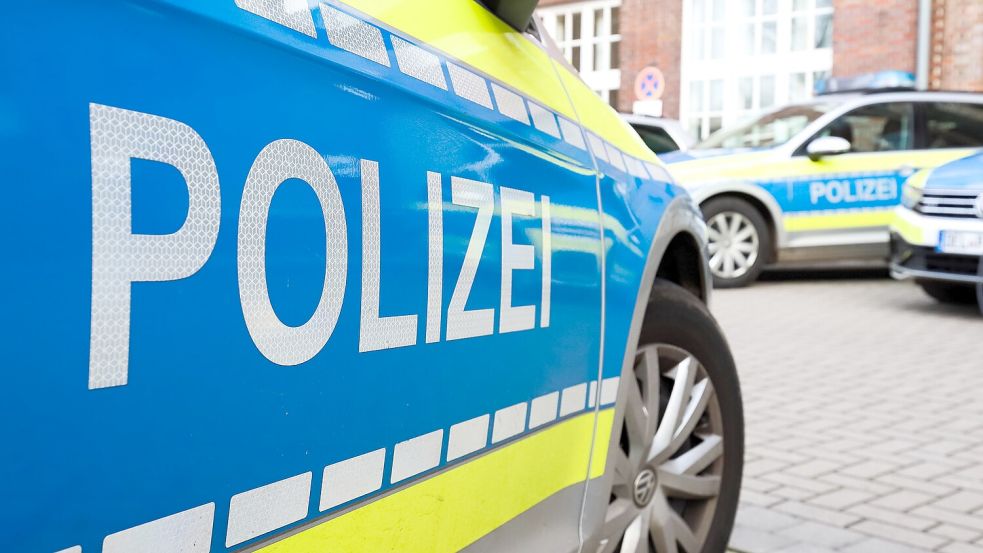 Die Polizei hat einen Mann in Delmenhorst festgenommen. Er soll versucht haben, seine Frau zu erdrosseln. Foto: Melanie Hohmann