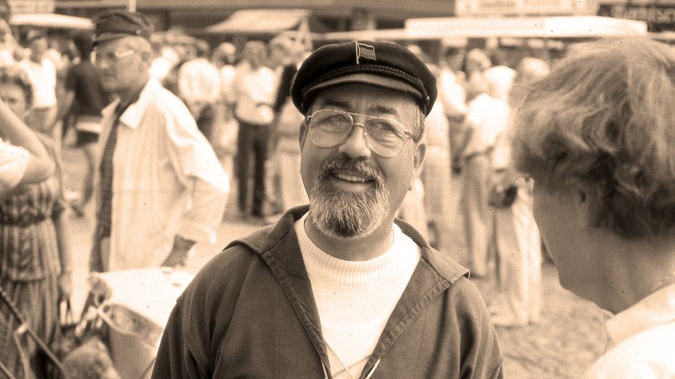 Ideengeber: Verkehrsvereinsvorsitzender Hilmar Dunkmann und Geschäftsführer Heinz Rudkowski heben das Stadtfest 1975 aus der Taufe. Foto: Archiv ON