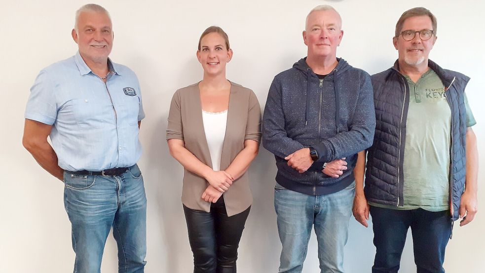 Onno Köllmann (von links), Julia Post, Dieter Kretzmer und Detlef Eden bilden zusammen den Ortsrats Ihlowerfehn. Foto: privat