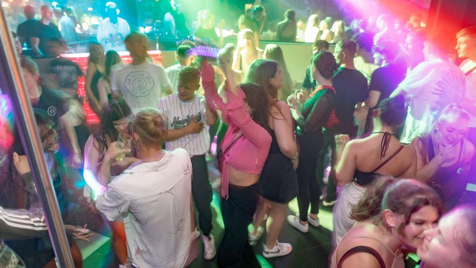 In einer Georgsheiler Diskothek soll es zum Übergriff des Mannes auf die Jugendlichen gekommen sein. Foto: Markus Scholz/DPA