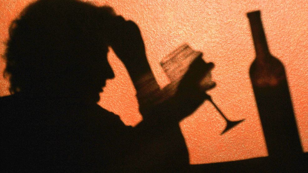 1,6 Millionen Menschen in Deutschland sind alkoholabhängig. Foto: dpa/Patrick Pleul