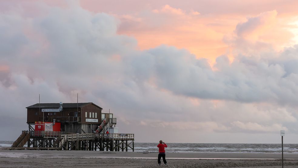 Sankt Peter Ording am Abend Foto: dpa