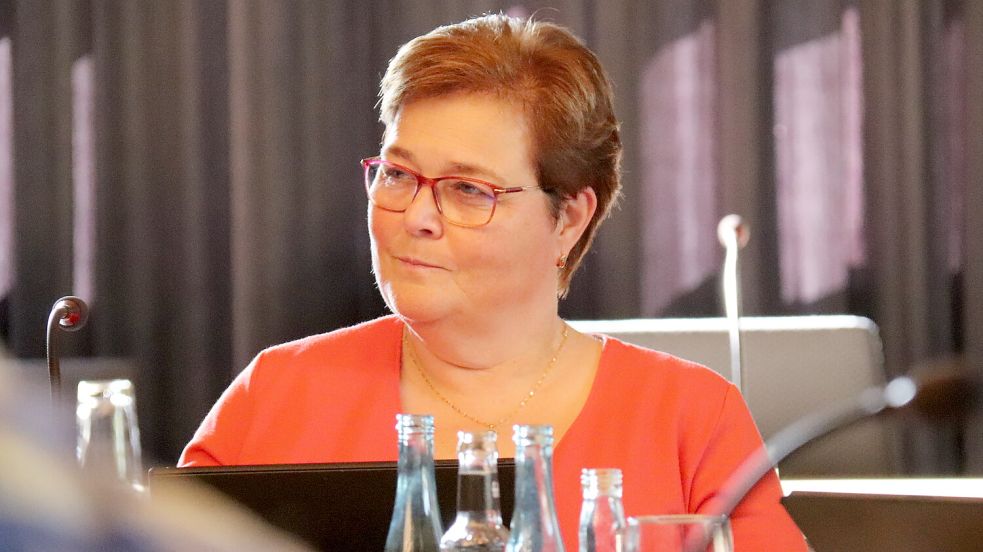 Die neue Auricher Kämmerin Katja Lorenz will den städtischen Haushalt sanieren. Foto: Heino Hermanns