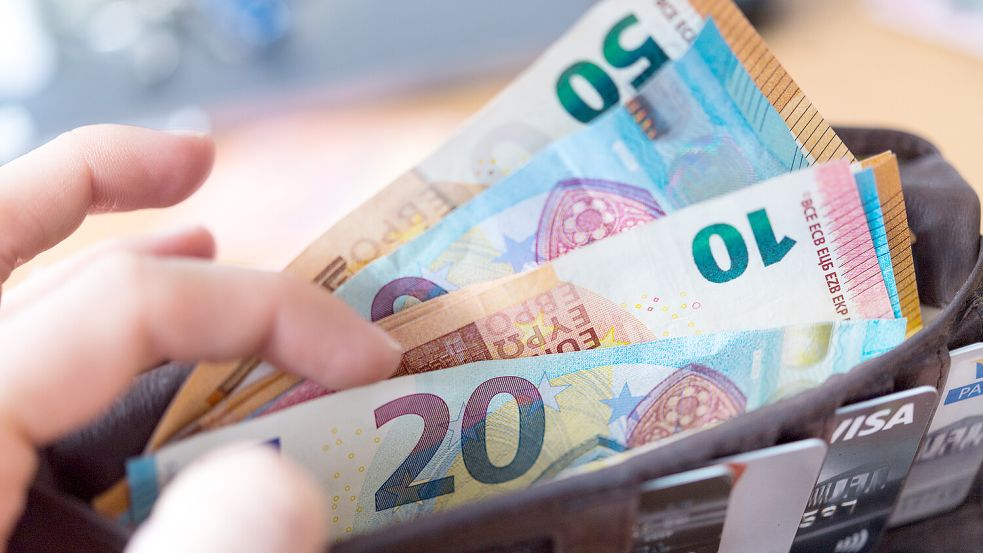 Nach zwei Jahren sind die Reallöhne in Deutschland erstmals wieder gestiegen. Foto: dpa/Monika Skolimowska