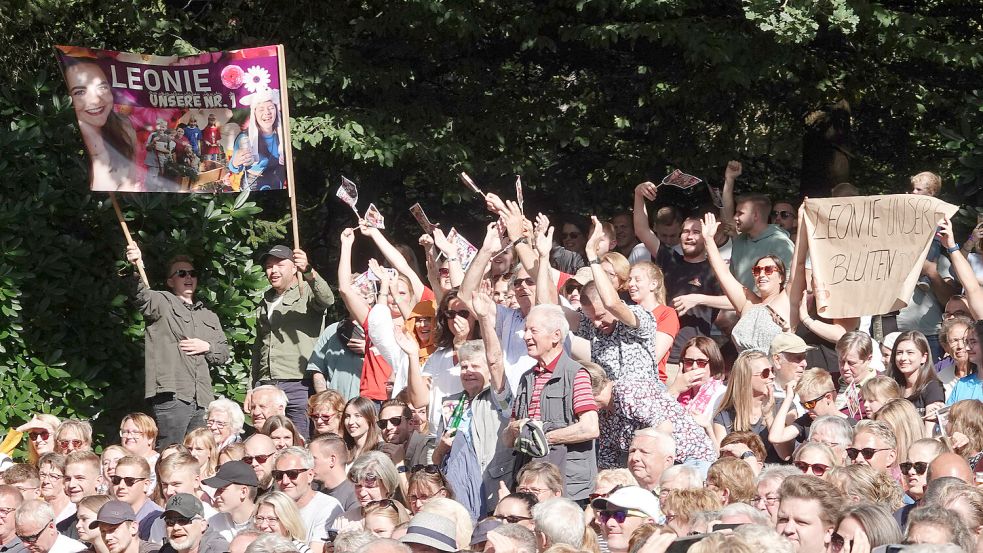 Die Fans von Lenoie Landherr. Foto: Helmut Vortanz