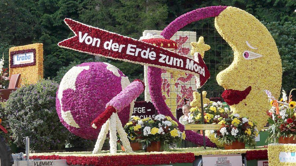 „Mit Jules Verne in die Zukunft“ lautete das Motto des Korsos. Foto: Helmut Vortanz