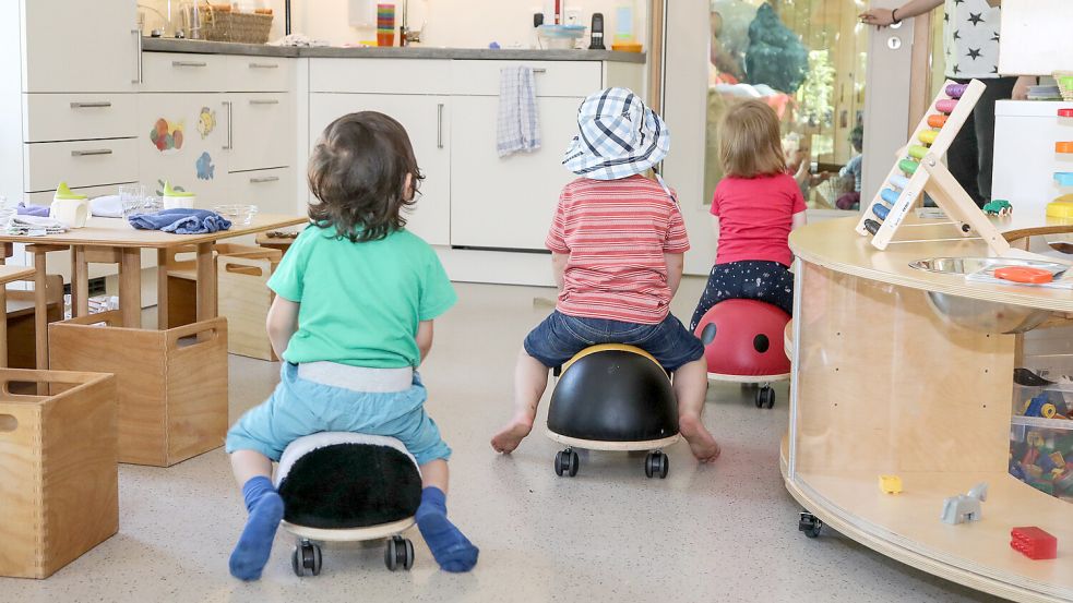 Schon in Kitas sollen Kinder lernen, ohne Vorurteile mit Geschlechterrollen umzugehen. Foto: Romuald Banik