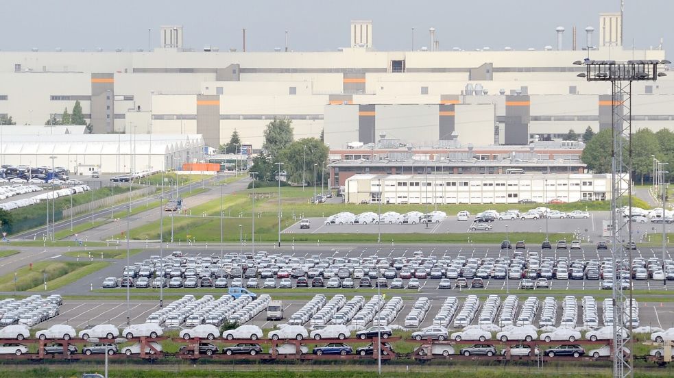Blick aus der Vogelperspektive auf das Emder VW-Werk. Foto: Aiko Recke