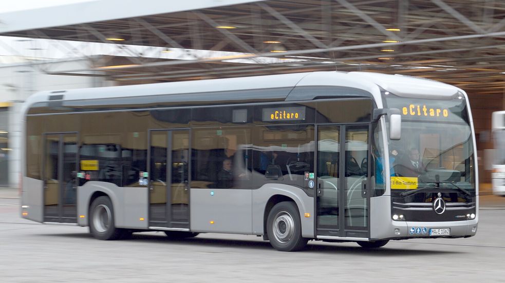 Auch der Einsatz von Elektro-Bussen, ähnlich diesem Modell, wird in Norden diskutiert. Foto: DPA
