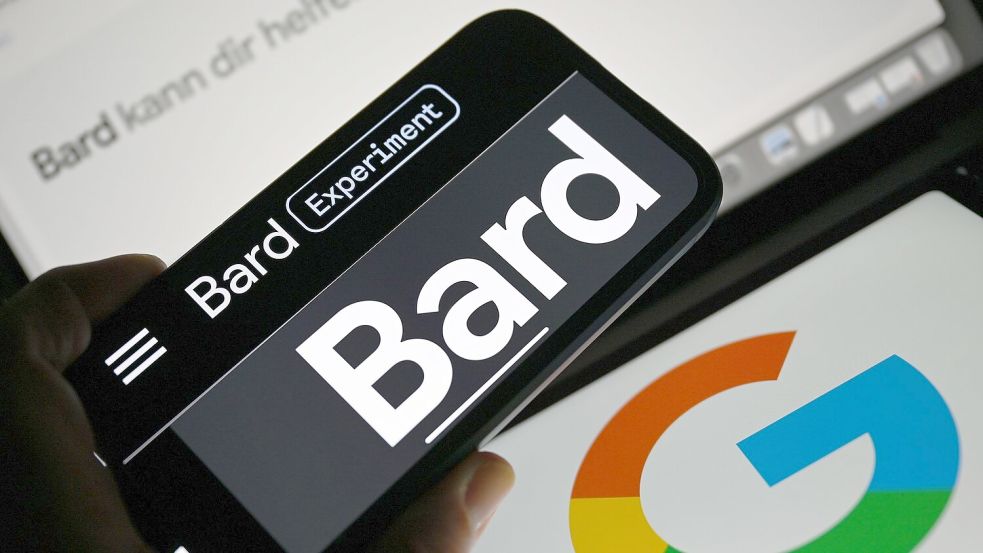 Der Google-Chatbot Bard soll falsche Fakten in den Antworten des KI-Systems erkennen können. Foto: Arne Dedert/dpa