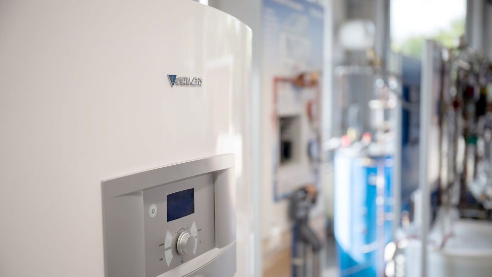 Laut Prognose des Bundesverbands Wärmepumpe wird der Absatz von Wärmepumpen in diesem Jahr voraussichtlich auf bis zu 350.000 Einheiten steigen. Foto: Sebastian Christoph Gollnow/dpa