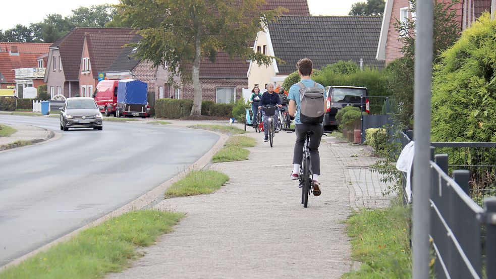 Der Radweg an der Egelser Straße wird in den kommenden Wochen erneuert. Foto: Heino Hermanns