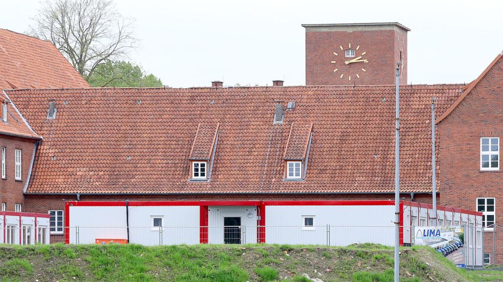 In der ehemaligen Auricher Kaserne sind bereits mehr als 350 Flüchtlinge untergebracht. Foto: Romuald Banik