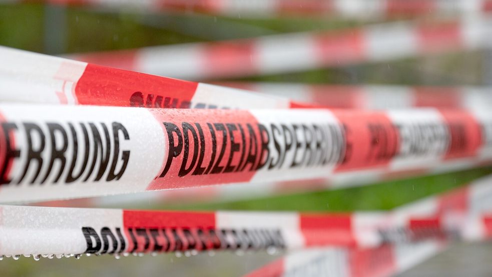 Am Montag wurde eine Leiche in der Ems bei Rheine entdeckt. Foto: dpa/Sebastian Kahnert
