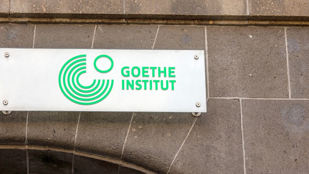 Das Goethe-Institut fördert weltweit die interkulturelle Zusammenarbeit und vermittelt deutsche Sprache und Kultur. Foto: imago images/ Dirk Sattler