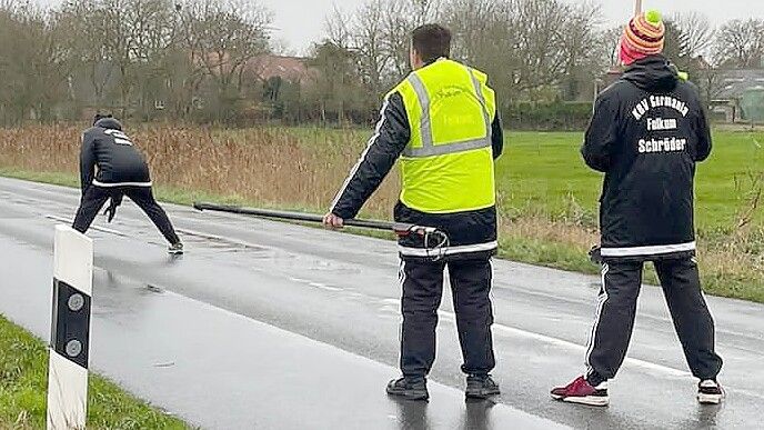 „Ich konnte laufen und ging zum Boßeln“ - Martin Schröder gehört dem KBV Germania Fulkum seit Kindesbeinen an. Foto: privat