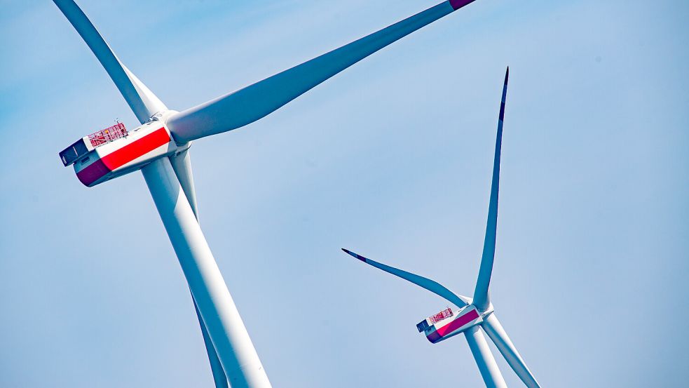 Windräder stehen symbolisch für die Energiewende. Im Zusammenschluss „Powerhouse Nord“ sollen Kräfte gebündelt werden. Foto: Stefan Sauer/dpa
