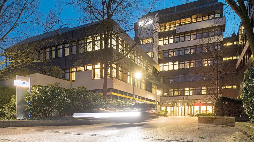 Die EWE-Zentrale in Oldenburg. Hier sieht man keinen Fehler in der Abrechnung des Betroffenen. Foto: dpa