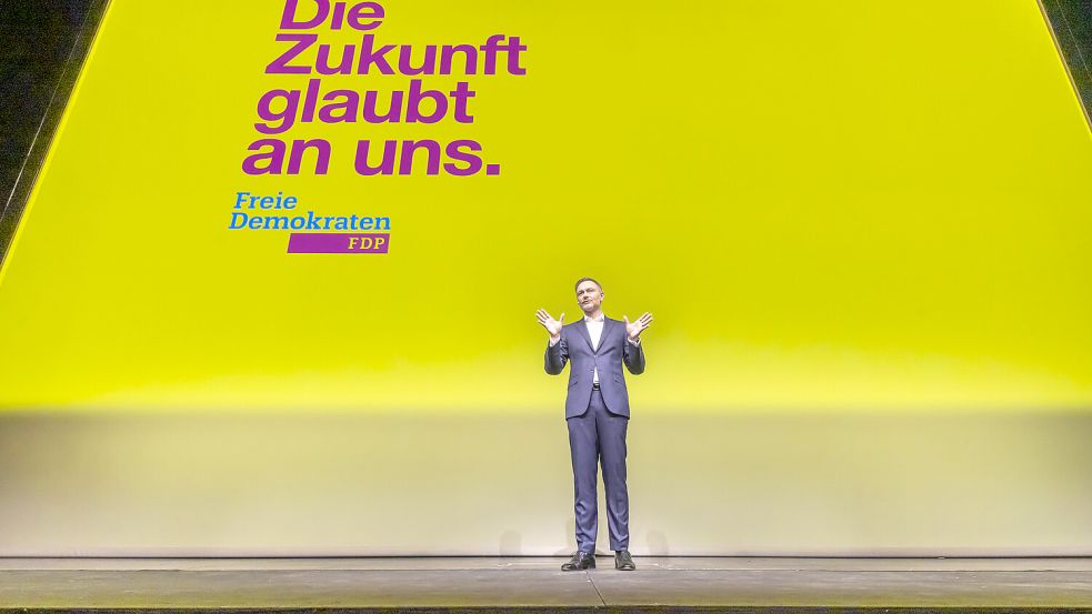Mit dem Slogan „Die Zukunft glaubt an uns“ ist die FDP ins Jahr 2023 gestartet. Doch dafür glauben einige in den eigenen Reihen jetzt nicht mehr an die Zukunft der Ampel-Koalition. Foto: imago/Arnulf Hettrich
