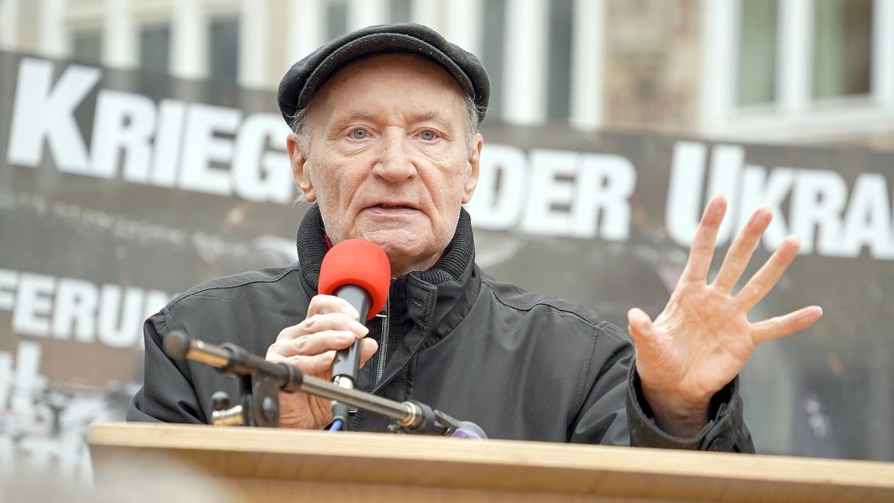 Nicht mit seiner Kirchenkritik, sondern mit seiner Haltung zum Ukraine-Krieg sorgte Theologe Eugen Drewermann zuletzt für Aufsehen. Foto: Imago/Eckhard Stengel
