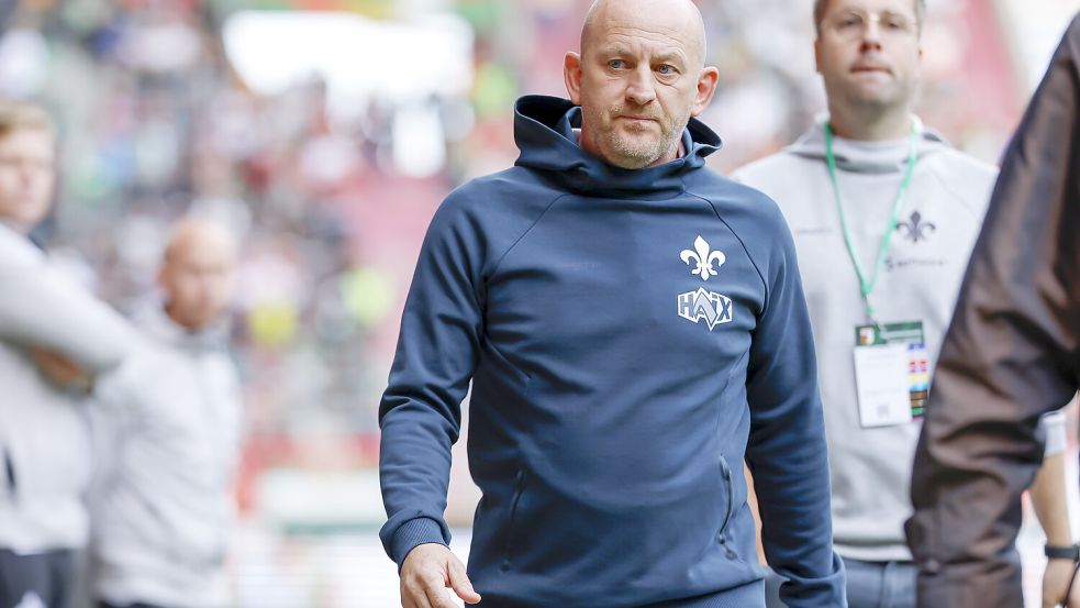 Steht dem Bundesliga-Aufsteiger Darmstadt vorerst nicht zur Verfügung: Trainer Torsten Lieberknecht. Foto: dpa/Daniel Löb