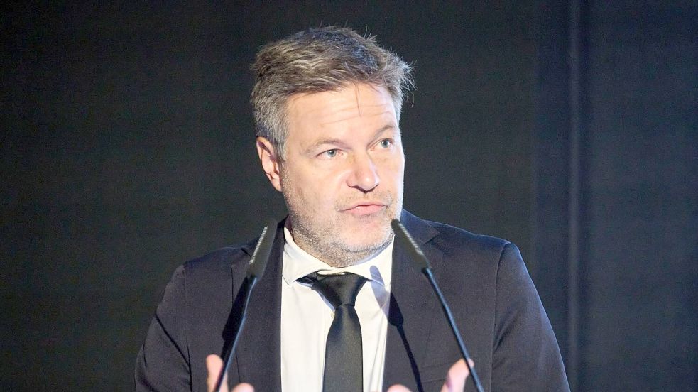 „Sollten wir in eine Krise reingeraten, werden wir die Gas- und die Strompreisbremse nicht mehr ziehen können“: Robert Habeck. Foto: Annette Riedl/dpa