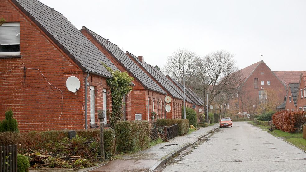 Am Schlehdornweg stehen sieben der 13 städtischen Häuser aus den 1930er-Jahren. Ihre Tage sind gezählt. Foto: Romuald Banik