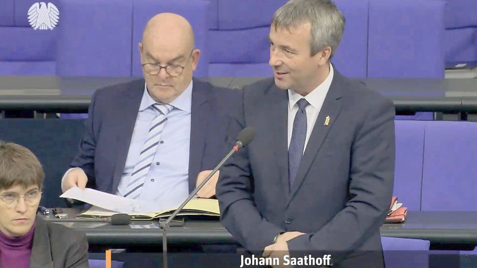 In der Fragestunde des Bundestags muss Saathoff als Parlamentarischer Staatssekretär Rede und Antwort stehen. Foto: privat