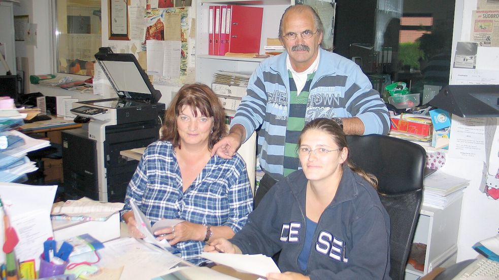 Karl Süßen, Ehefrau Anneliese sowie Tochter Angelika bilden ein kompetentes Team. Archivfoto