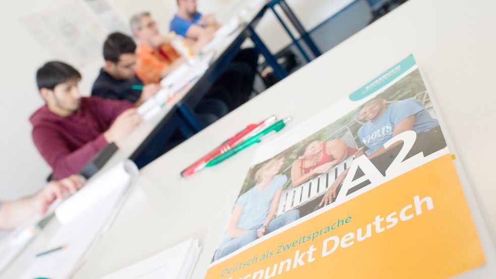 Im Landkreis Aurich haben tausende Flüchtlinge in den vergangenen Jahren hunderte Deutschkurse absolviert.Foto: DPA