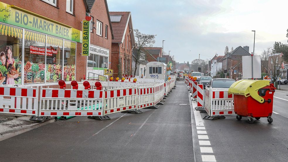 Zwischen Nikolaistraße und Schmiedestraße werden temporäre Parkbuchten eingerichtet. Foto: Romuald Banik