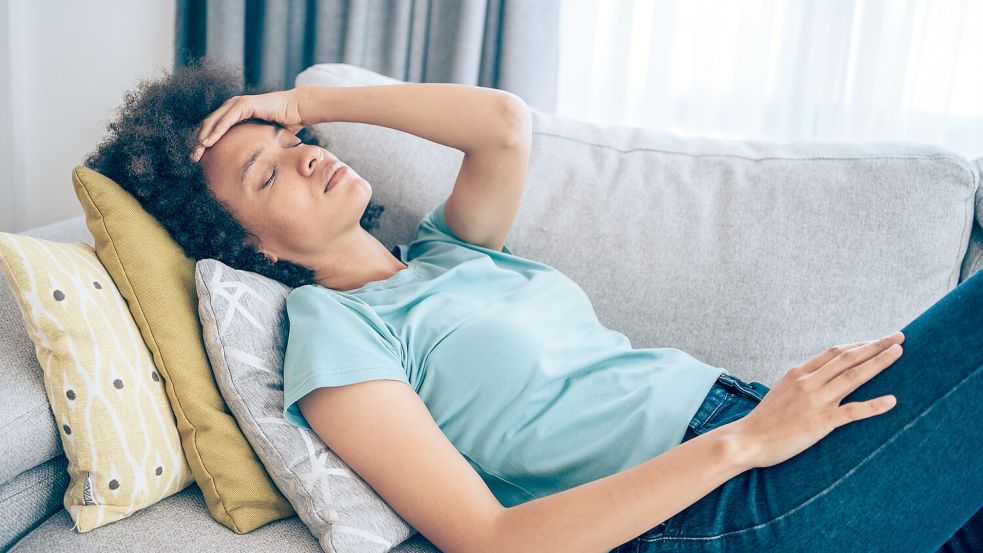 Zu den Folgen einer Grippe können Müdigkeit und Kurzatmigkeit gehören. Foto: dpa/Getty Images/Violeta Stoimenova