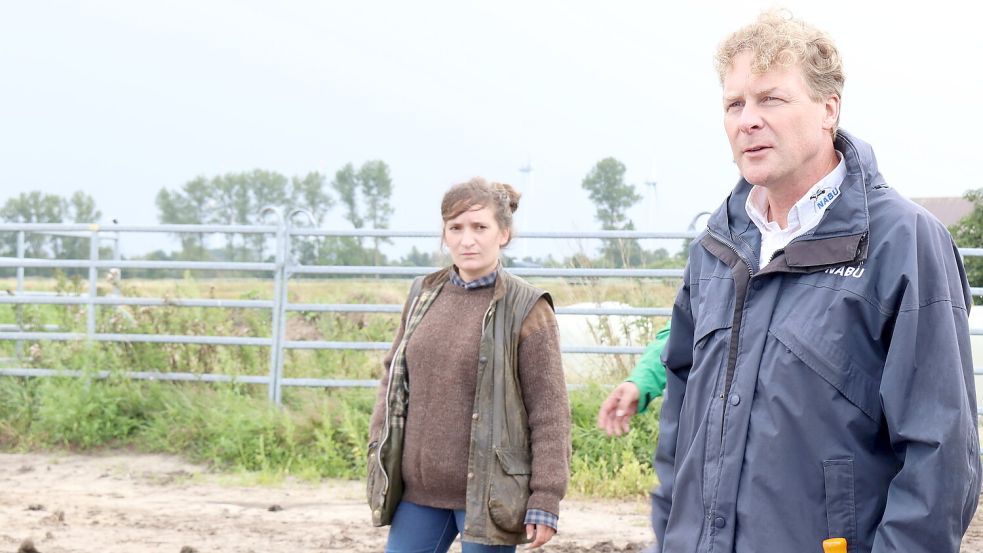 Der niedersächsische Nabu-Geschäftsführer Dr. Holger Buschmann war im Juli überzeugt davon, dass die Heckrinderherden nicht tierwohlgerecht binnen Monaten aufgelöst werden können. Foto: Karin Böhmer