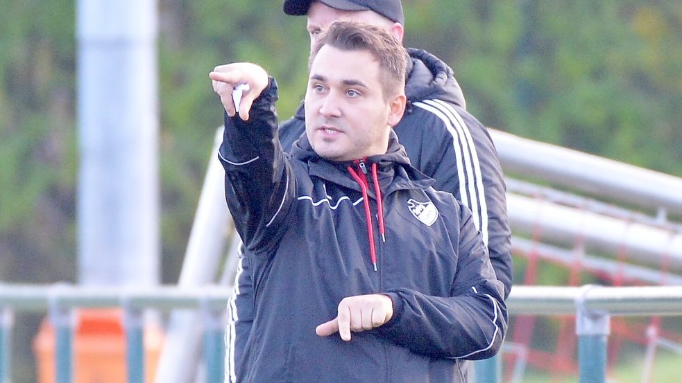 Claudio Casto war vor einigen jahren schon einmal Trainer der SpVg-Herren. Foto: Bernd Wolfenberg