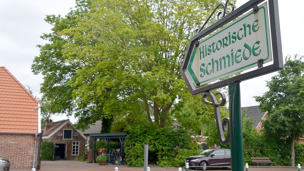 Die historische Schmiede Striek ist einer der Trauorte in Großefehn. Insgesamt gaben sich 86 Fehntjer Paare dieses Jahr das Ja-Wort in der Gemeinde. Foto: Christin Wetzel